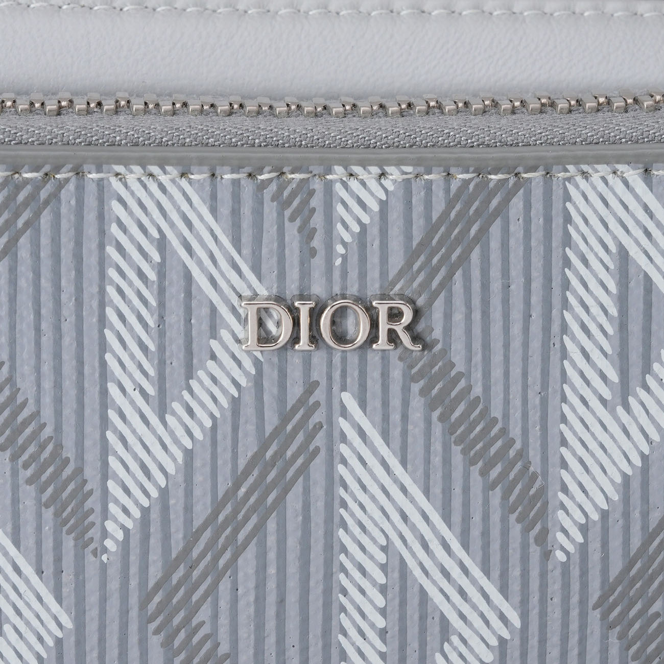 CHRISTIAN DIOR(USED)디올 다이아몬드 스트랩 파우치 로스백